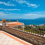 Terrace Aiano Bed and Breakfast